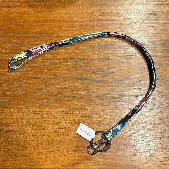 Vera Bradley Lanyard in Garden Grove - Picture 1 of 2